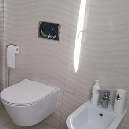 85m2 Piano W Centrum Kolobrzegu Appartamento *